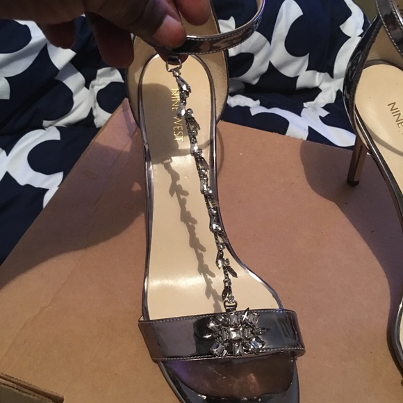New nine West  shoes - Picture 2 of 3